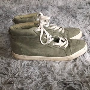 Old navy green canvas shoe